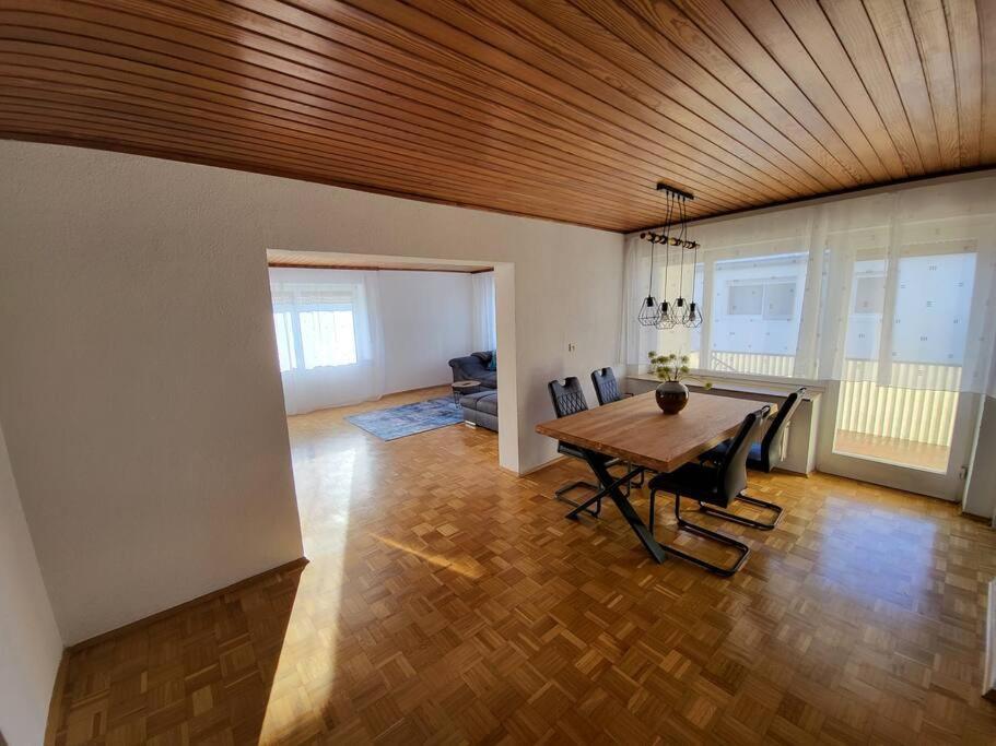 Zentrale, Helle Ferienwohnung 크라일샤임 외부 사진