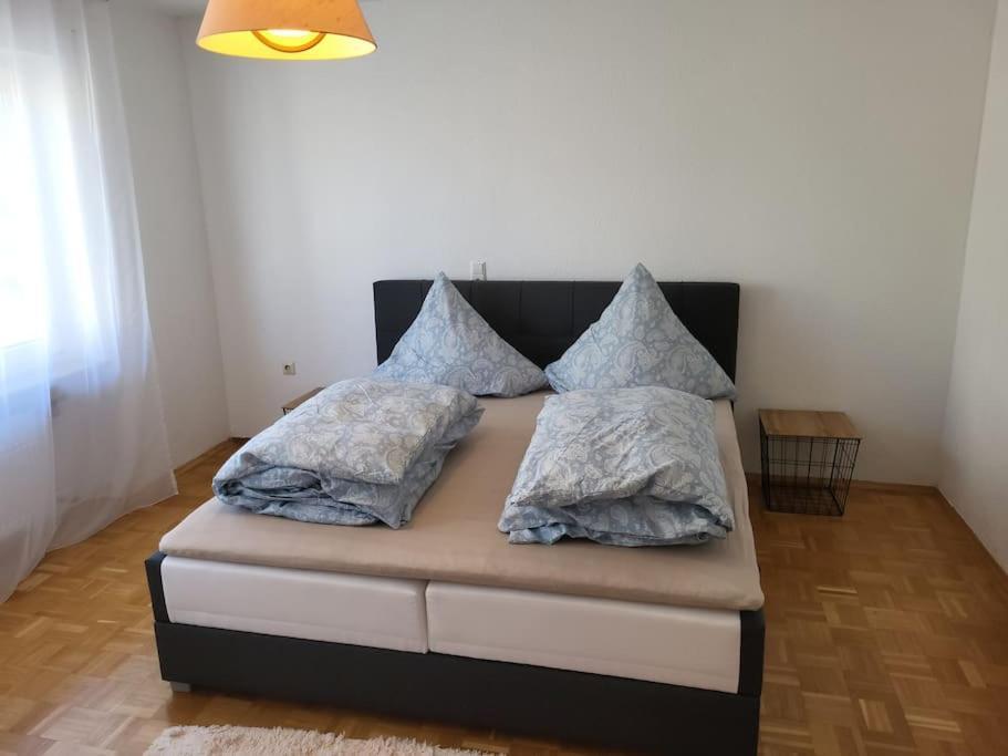 Zentrale, Helle Ferienwohnung 크라일샤임 외부 사진